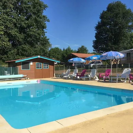 Des Papillons Campsite Lalizolle