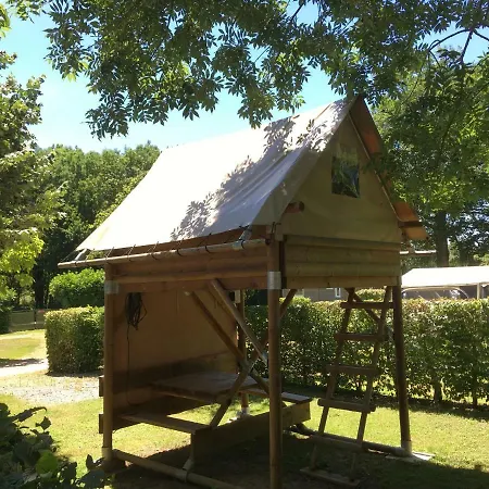 Campsite Des Papillons Lalizolle
